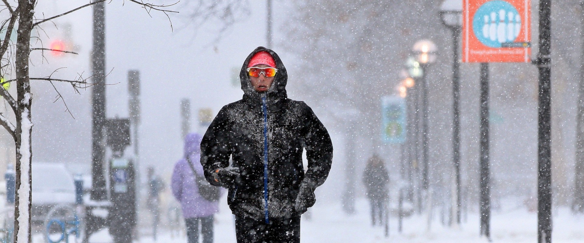 How cold does it have to be to cancel school in michigan?